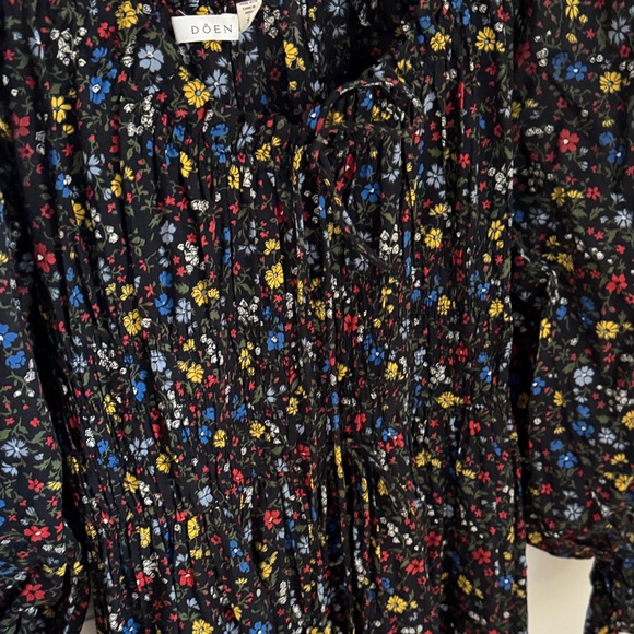 Doen Black Floral Long Sleeve Dress - Picture 3 of 6